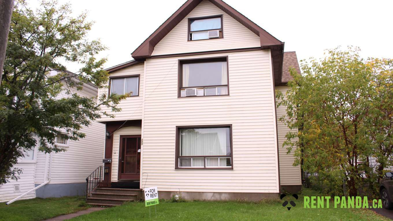 1 - 227 Norah St. N.